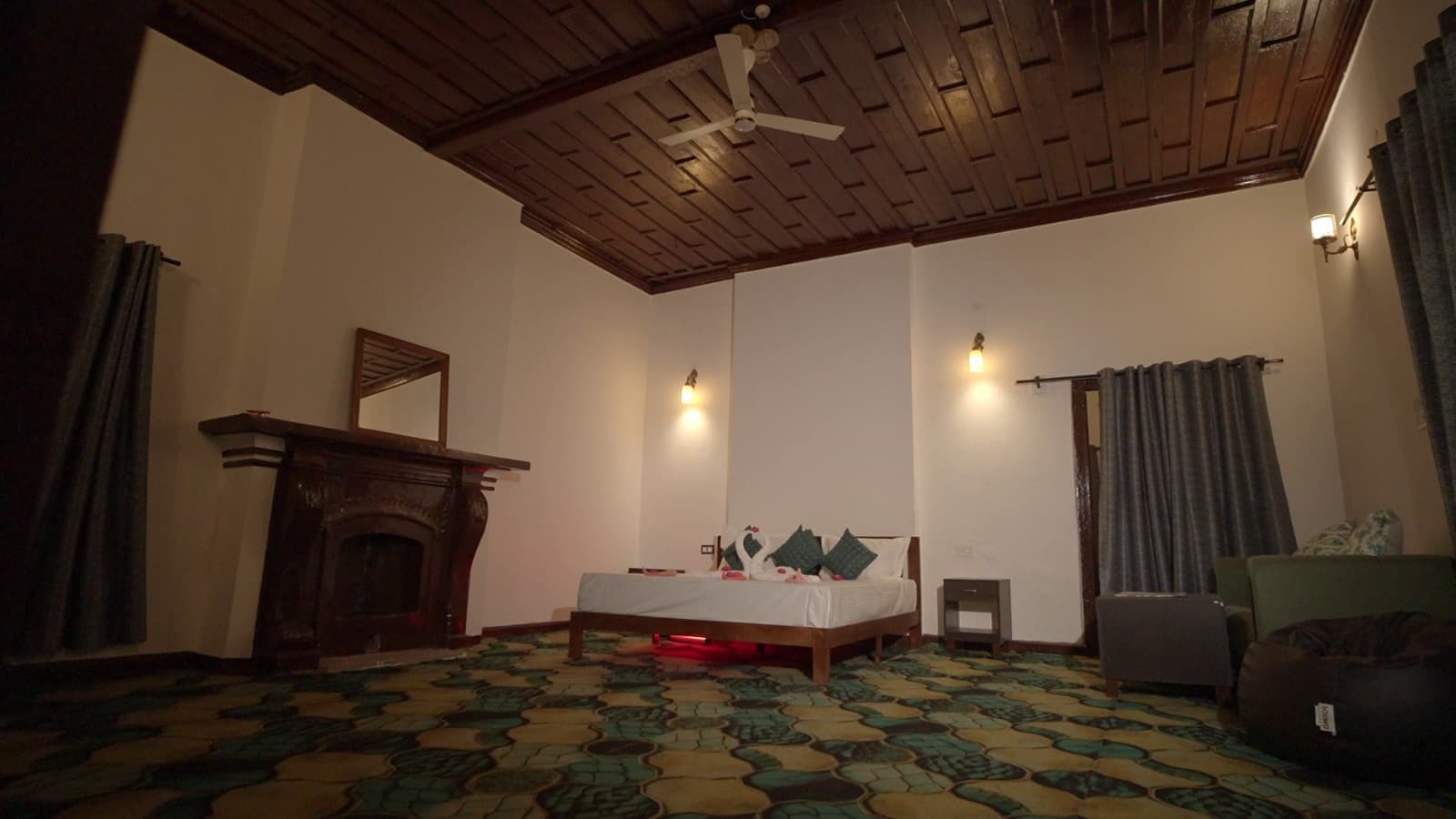 Dining at The Palace